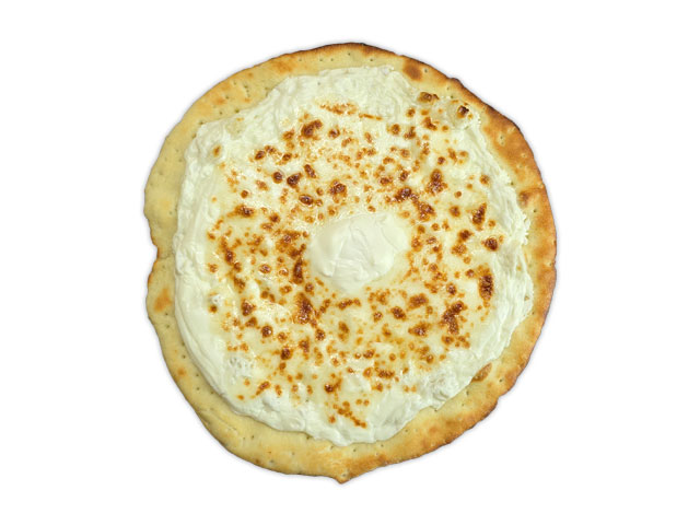 صورة جبنة مع لبنة